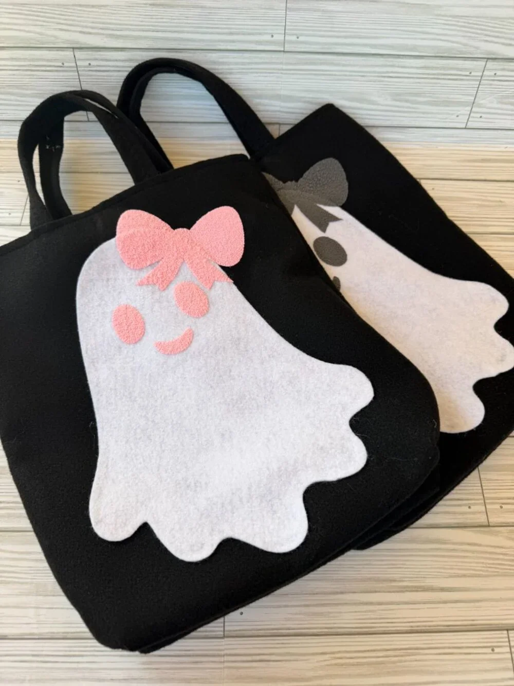 Cute Ghost Halloween Treat bag, Handmade Felt trick or treat Bag, kids Halloween